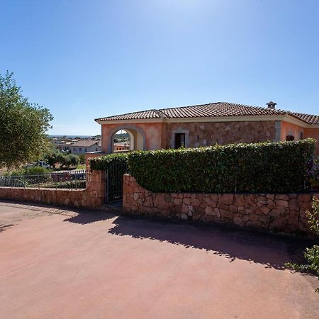 Appartamento Belvedere Citai San Teodoro  Exterior photo