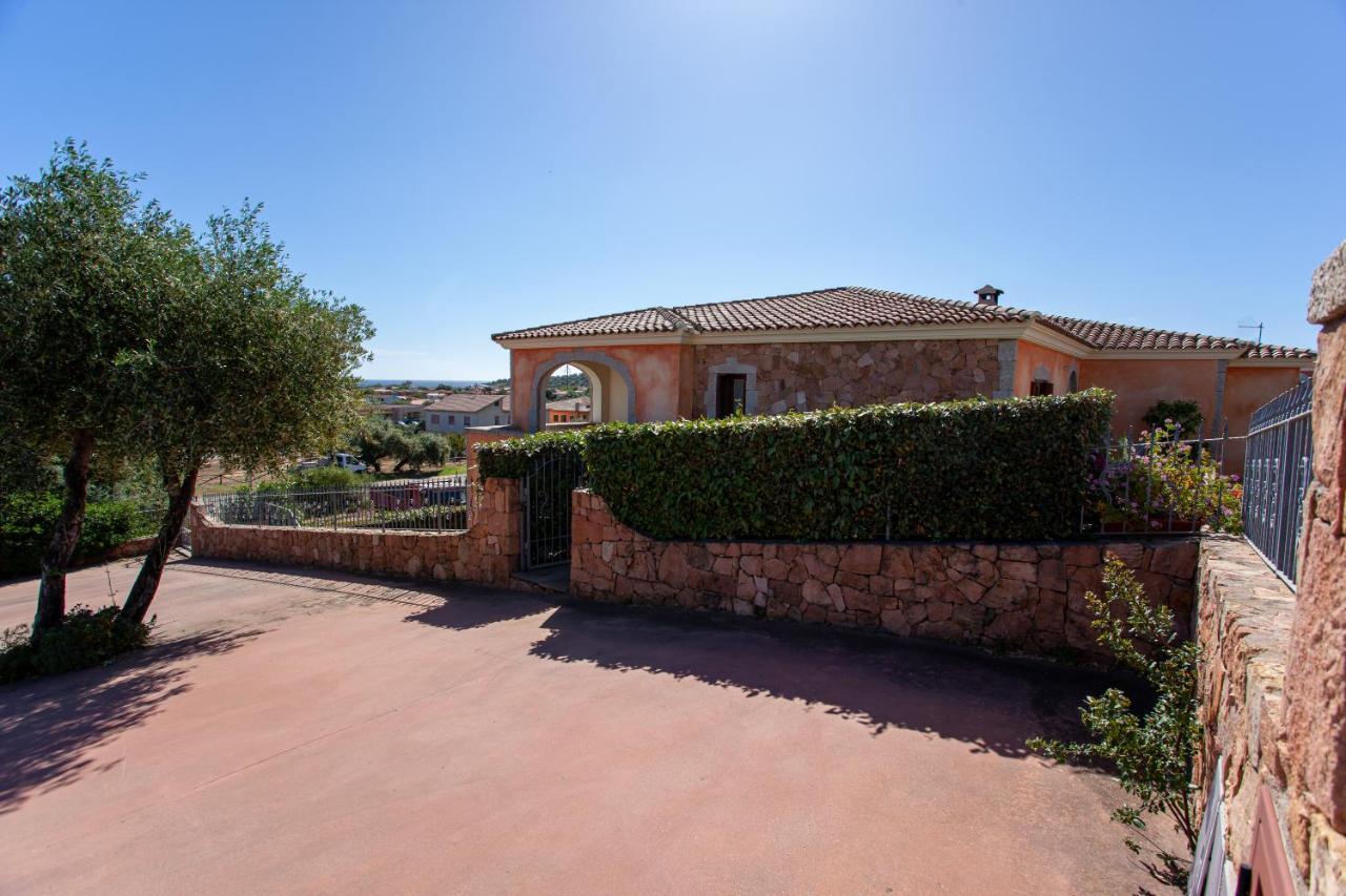 Appartamento Belvedere Citai San Teodoro  Exterior photo